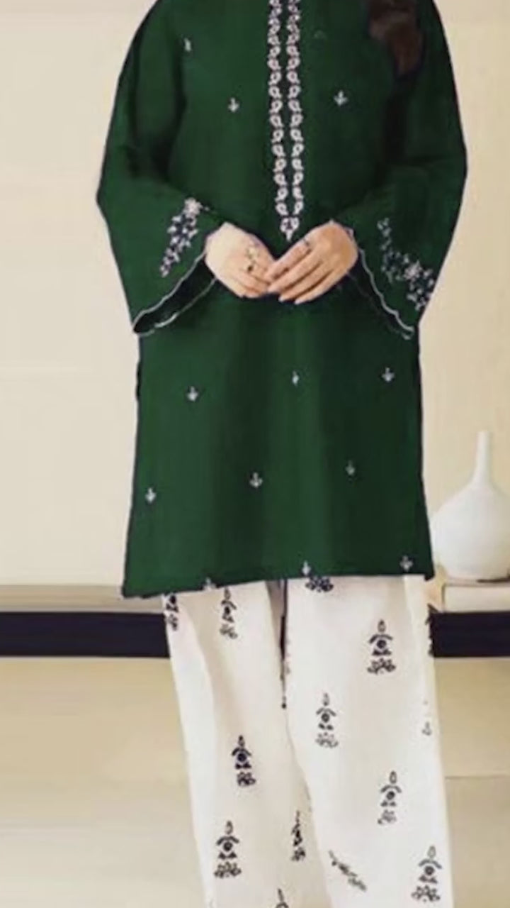 Pakistan Day Lawn Suit – Emerald Green Embroidered 3-Piece